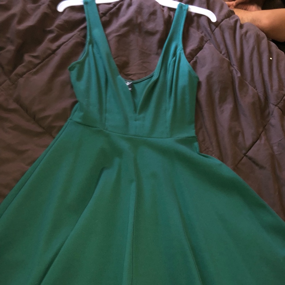 emerald green dress